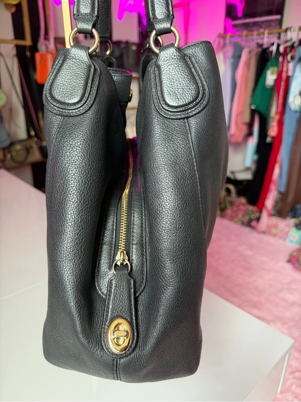Coach Black Pebbled Leather Hobo Tote Shoulder Bag Gold Turnlock purse